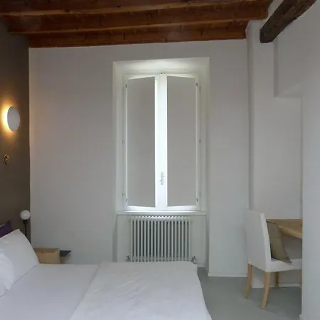 Guest house Fontana 3*